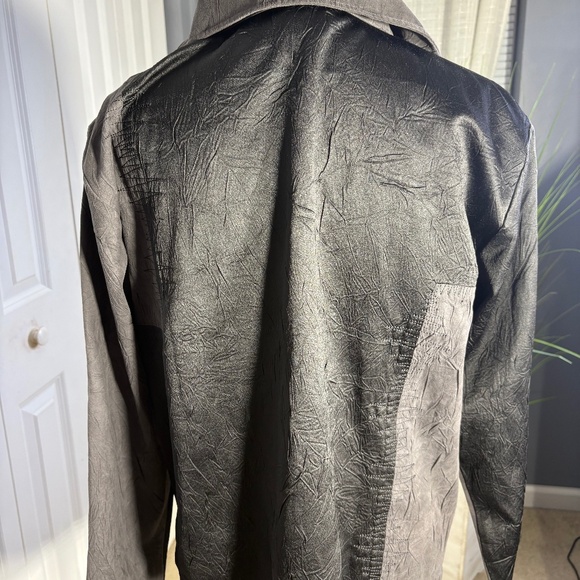 Rumi Bis Women’s Jacket - Picture 2 of 3